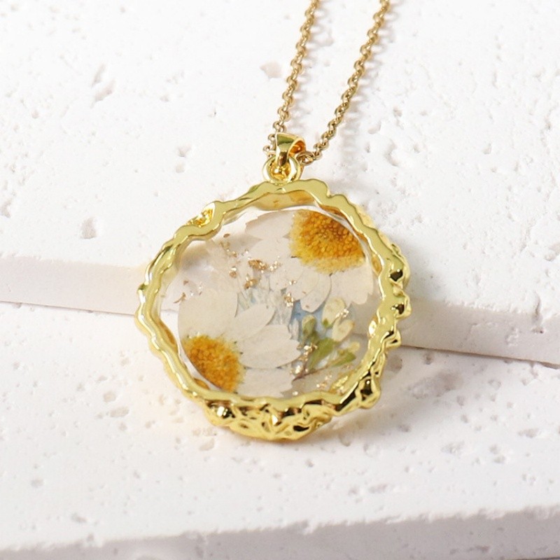 Handmade Pressed Real Dried Flower Resin Pendant Necklace Chain Neckla Jewelry