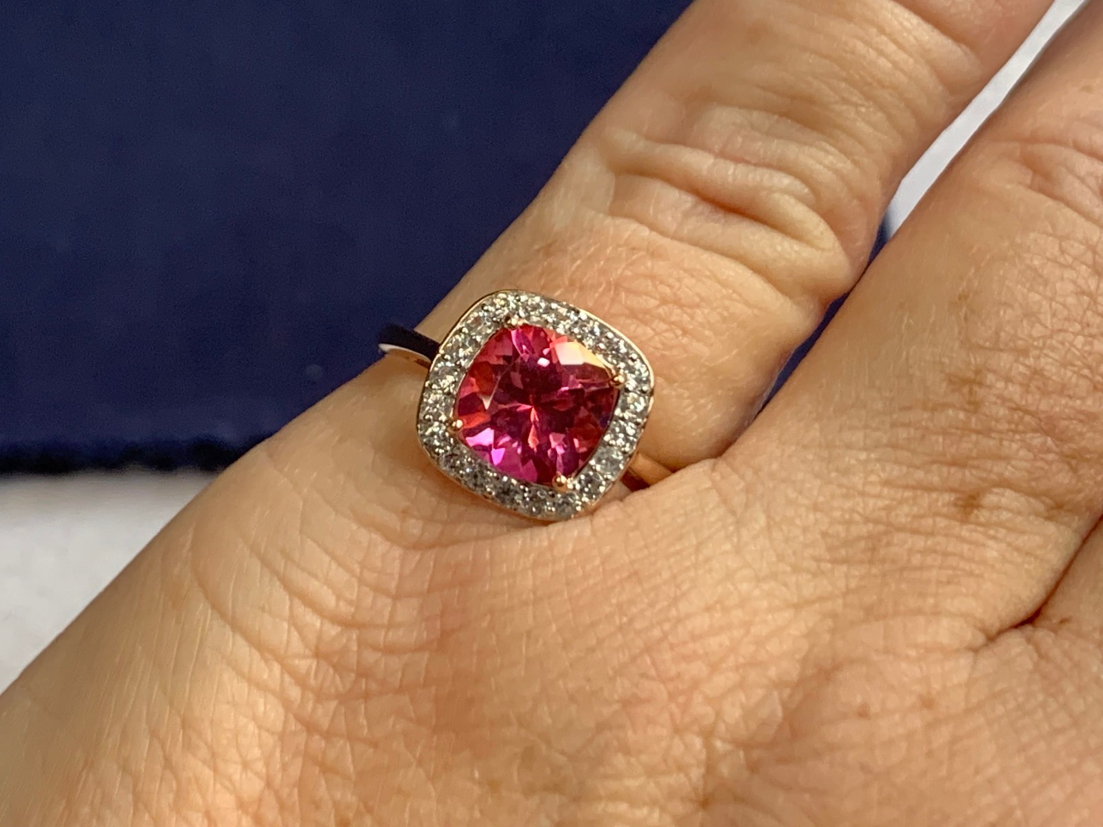 10K Rose Gold Ring 2.58g Fine Jewelry Size 8 Band Pink & Clear Color *READ*