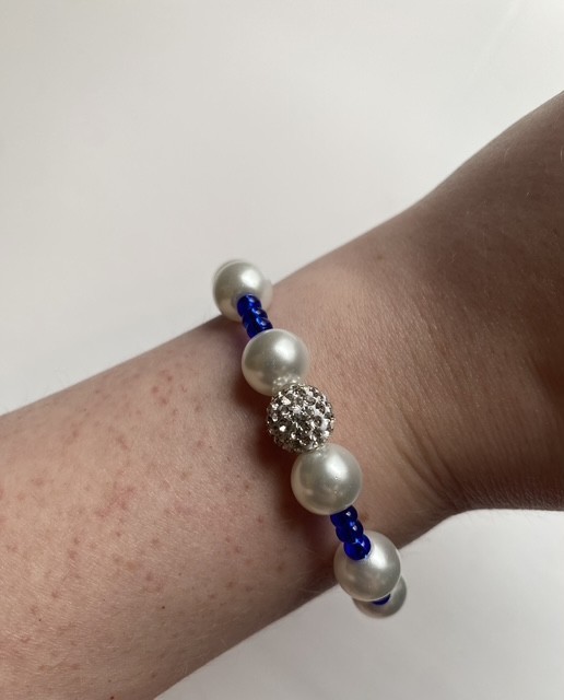 Handmade Stars & Stripes Glass Pearl Stretch Bracelet – Beaded Bracelet