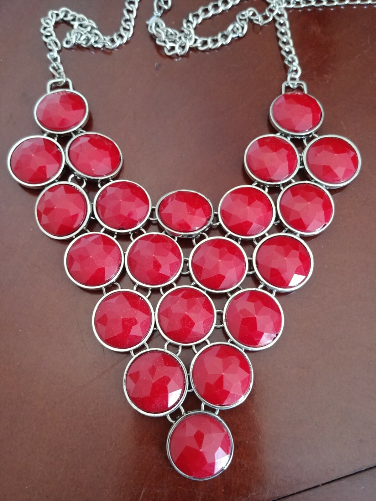 Red Faceted Gemstone Goldtone Fashion Dangle Necklace Choker Chain Casual Formal