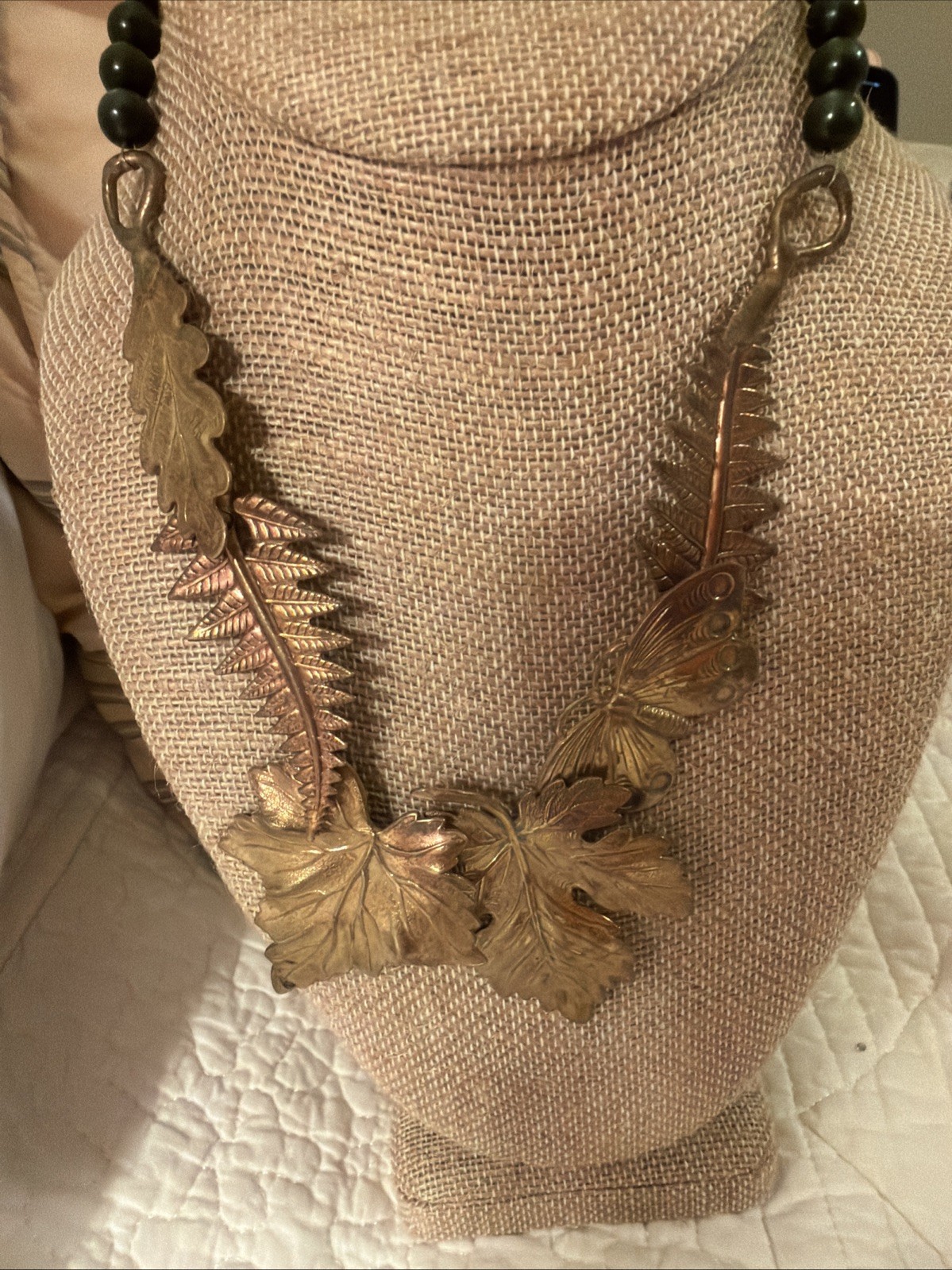 Vintage RARE… ROBERTO BY RFM BronzeTONE LARGE LEAF NECKLACE With Green Beads.