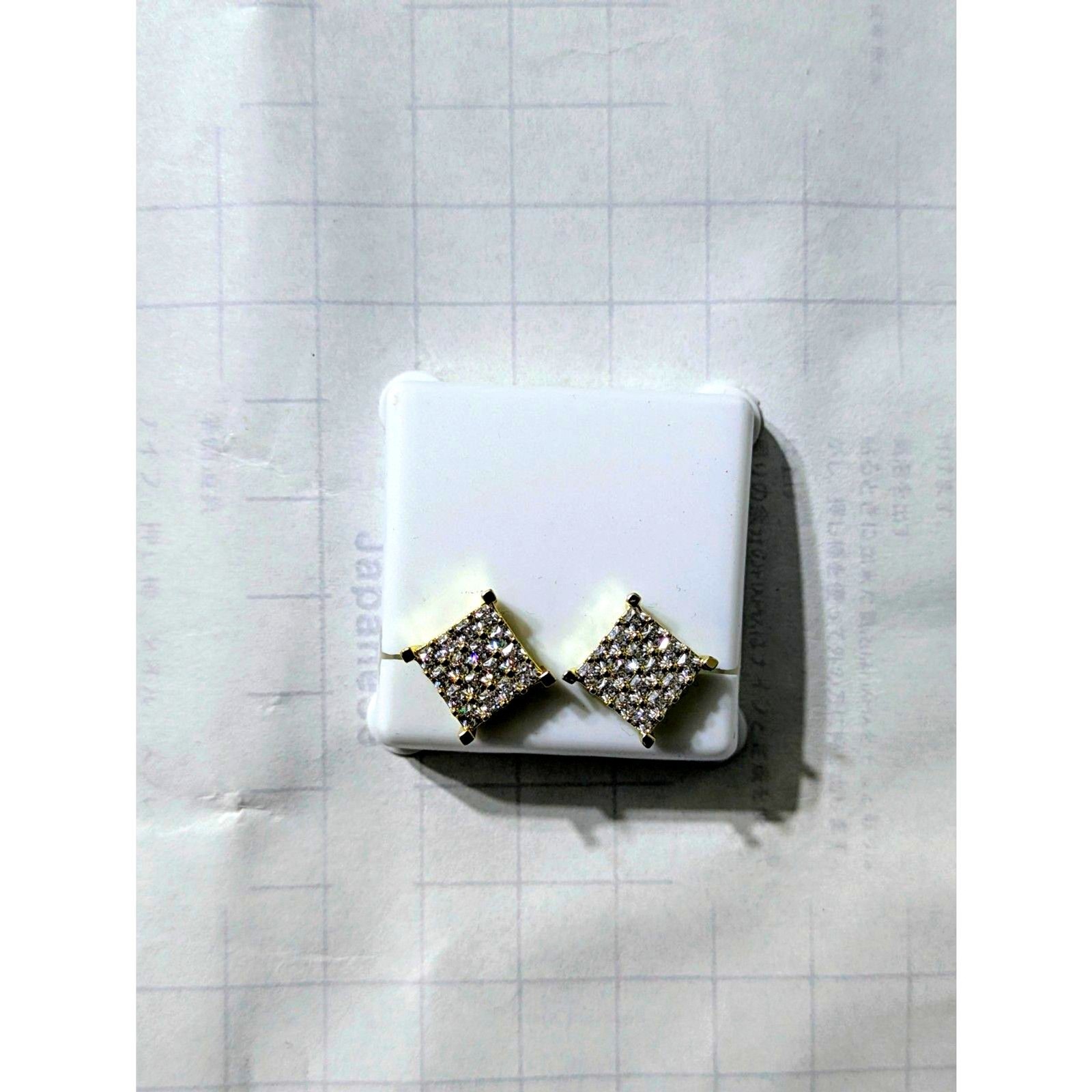 Brand New 14k Gold Filled Brass VVS Cz Screw Back Earrings (Unisex)