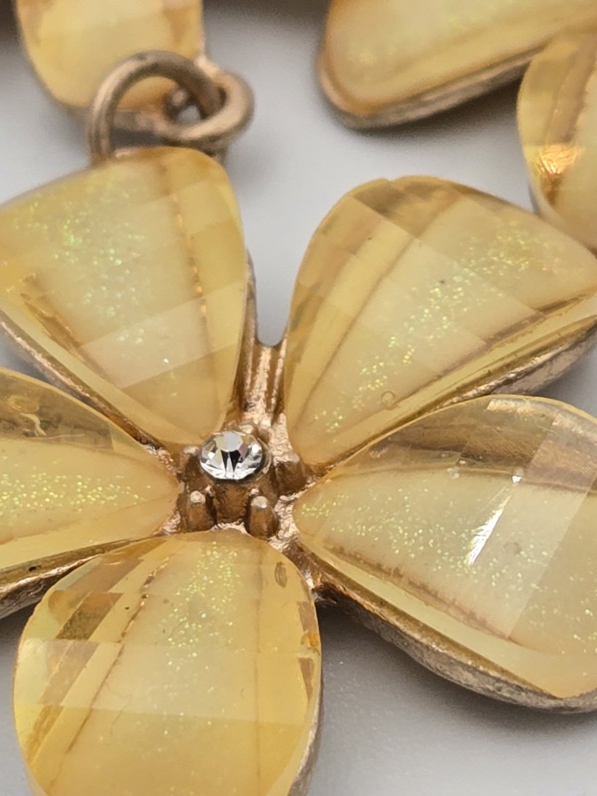 ​Y2K Floral Bib Statement Necklace & Earring Set Gold Tone Yellow Glitter Resin