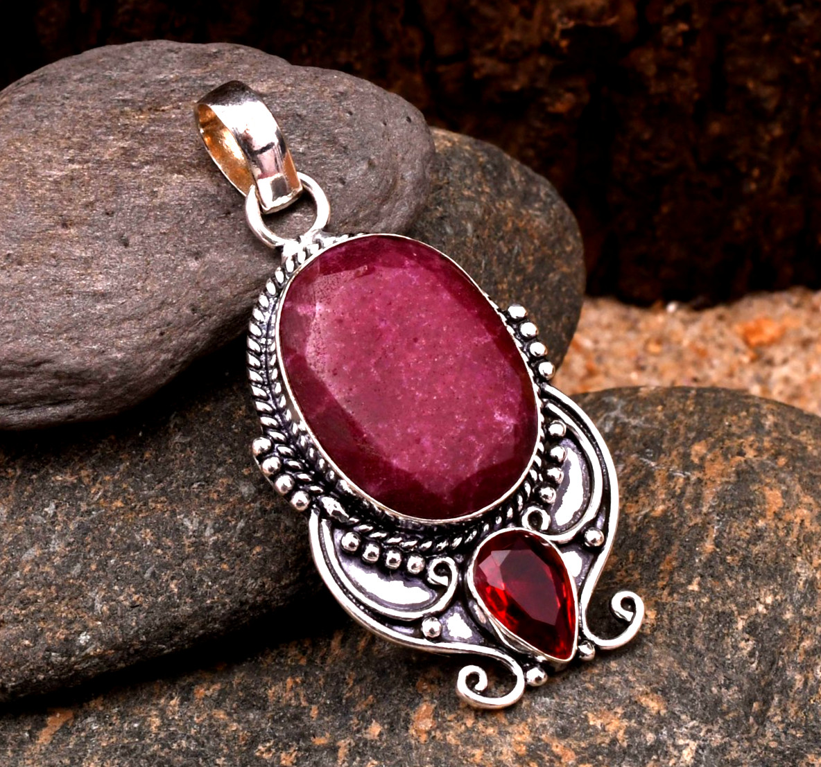 Ruby (Lab-Created) Gemstone 925 Sterling Silver Pendant Jewelry Approx – 1.77″