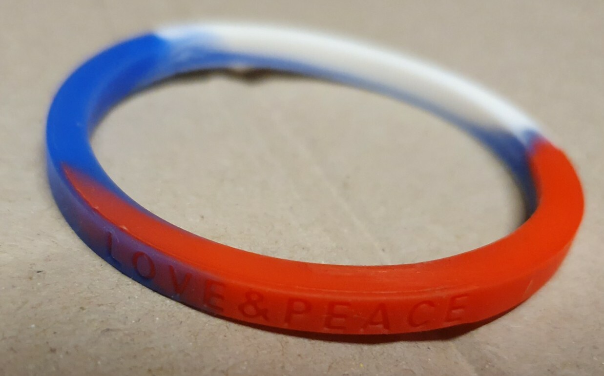 Slim Unisex Adults Fashion Red White & Blue Love & Peace Silicone Rubber Band