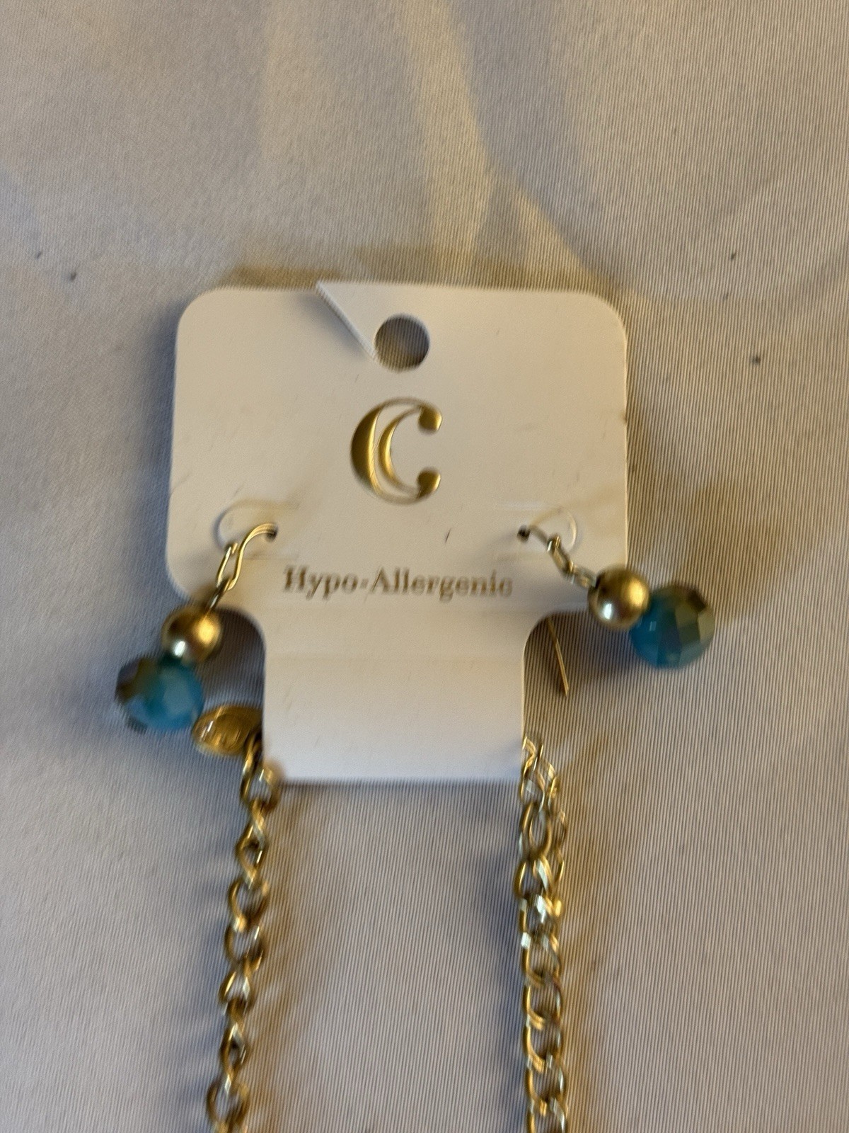 NWT Charming Charlie Hypoallergenic Turquoise Beaded Necklace with Earrings