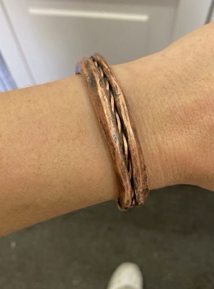 Twisted rope copper cuff bracelet w/ gold-tone ends, open adjustable, 2.65 oz.