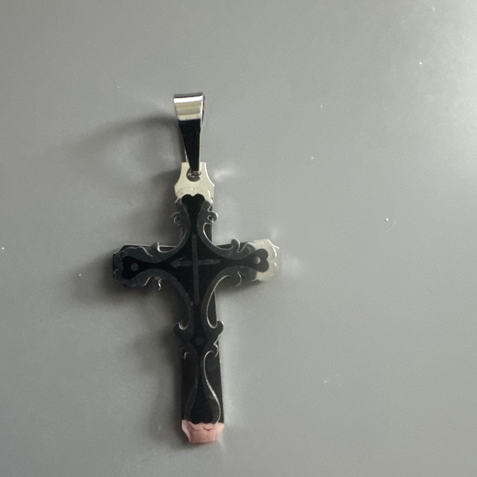 Vintage Silver / Black Tone Graphic Design Cross Pendant 24 Inch Chain Necklace
