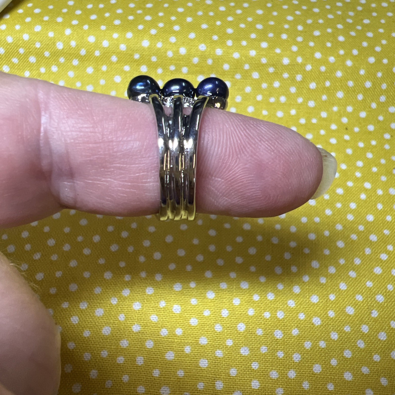 Peacock Freshwater Pearl Open Band Ring in Silvertone (Size 6.0) #89