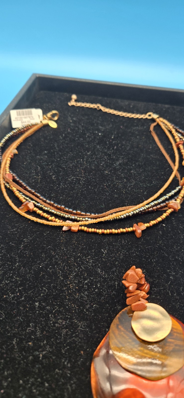NWT Chicos 20″ Shoshana Beaded Necklace W/Detachable Faux Shell & Metal Pendant