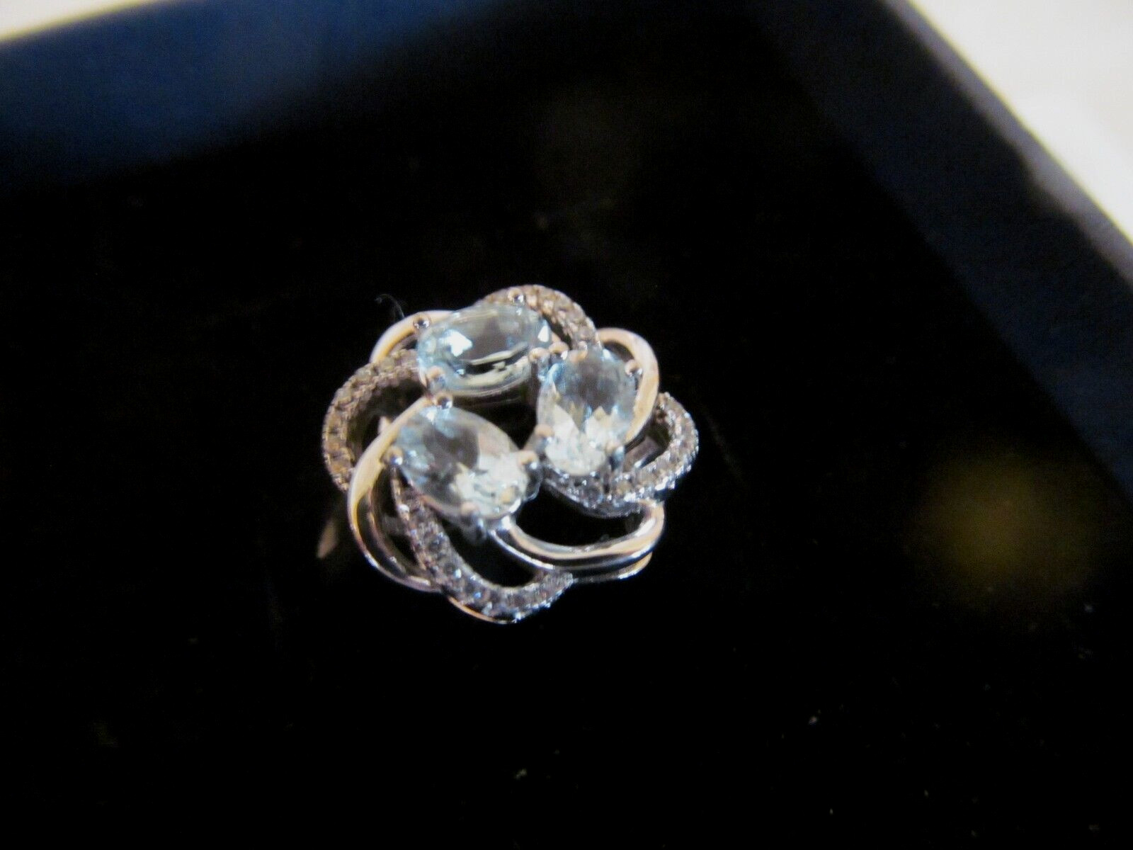 GEM STONE KING GSK STERLING SILVER LAB AQUAMARINE CLEAR STONE RING SIZE 7 IN BOX