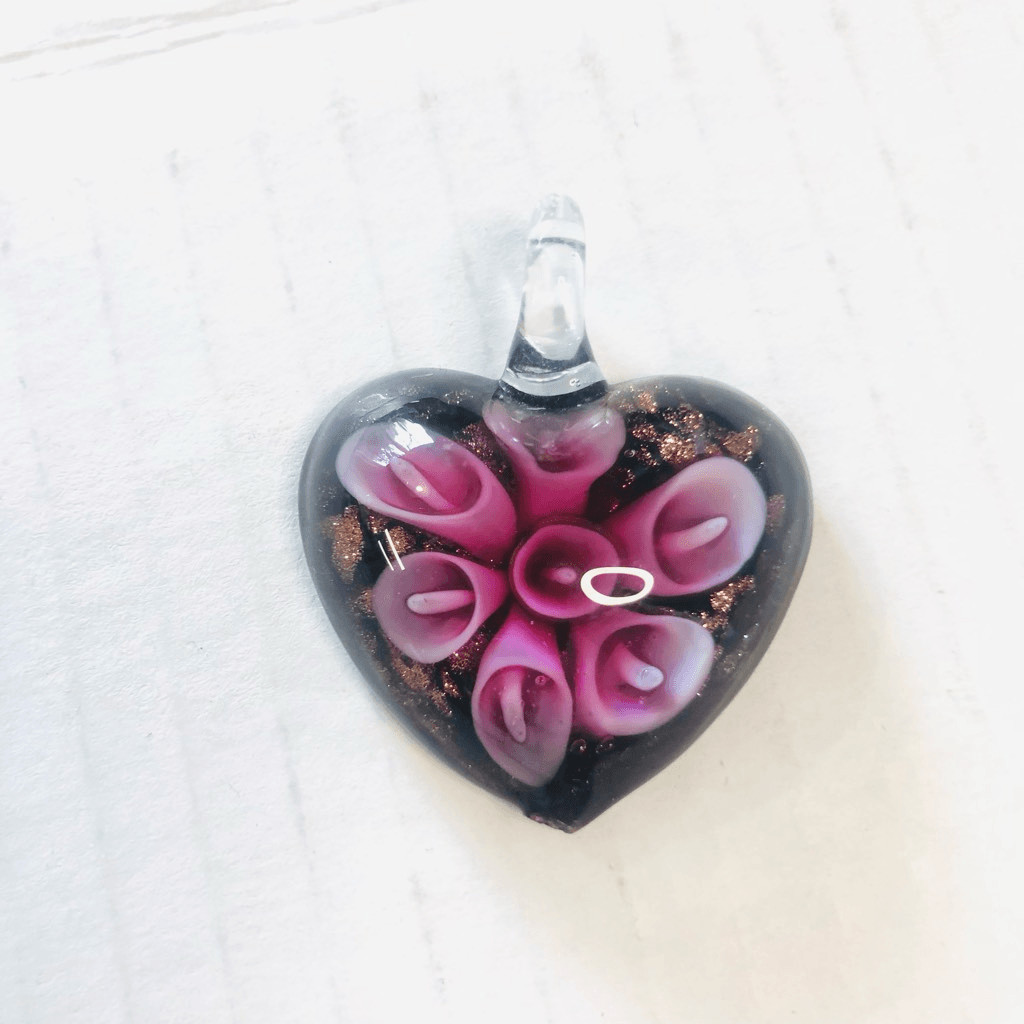 Art Glass Hand Crafted Pendant Pink white callalily Flower Gold Stone Heart
