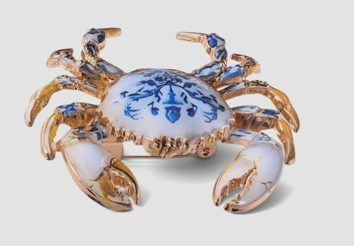 DELFT CHINA BLUE CRAB BROOCH porcelain look cancer coastal beach pin N4