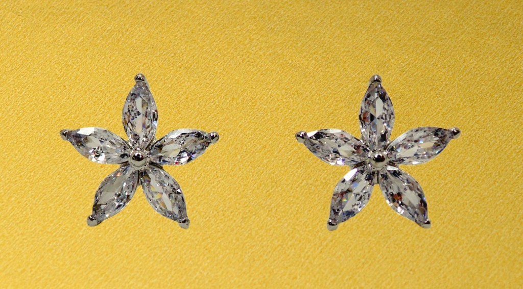 Star earrings made with all clear cubic zirconia stones in marquise shapes NEW