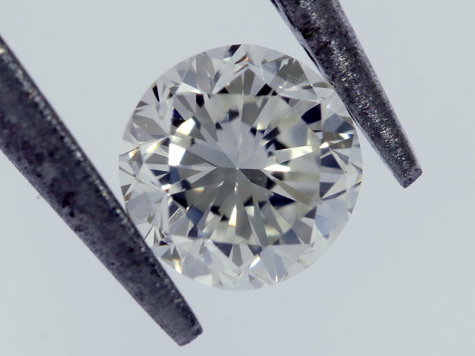 Natural Diamond 0.25ct Round 3.83×2.5 VVS-2 F color Ex-cut W/ Certification #1