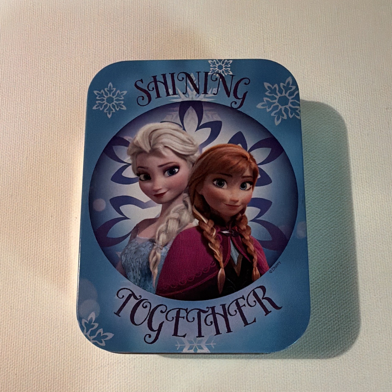 Disney Frozen Shining Together 3-Pair Stud & Dangle Heart Earrings Tin