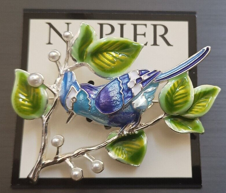 NWT Napier Silver Tone Blue Jay Bird on a Branch Pin