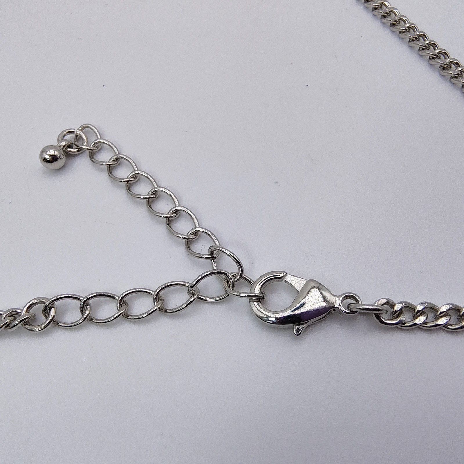 Y2K Retro Glam Statement Necklace Silver Tone Acrylic Rhinestone Boho Chic