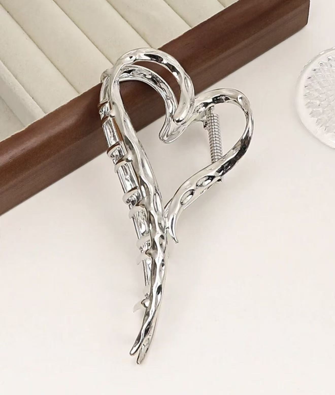 Heart Shape Hair Claw Clip for Women, Elegant Metal Hair Clip