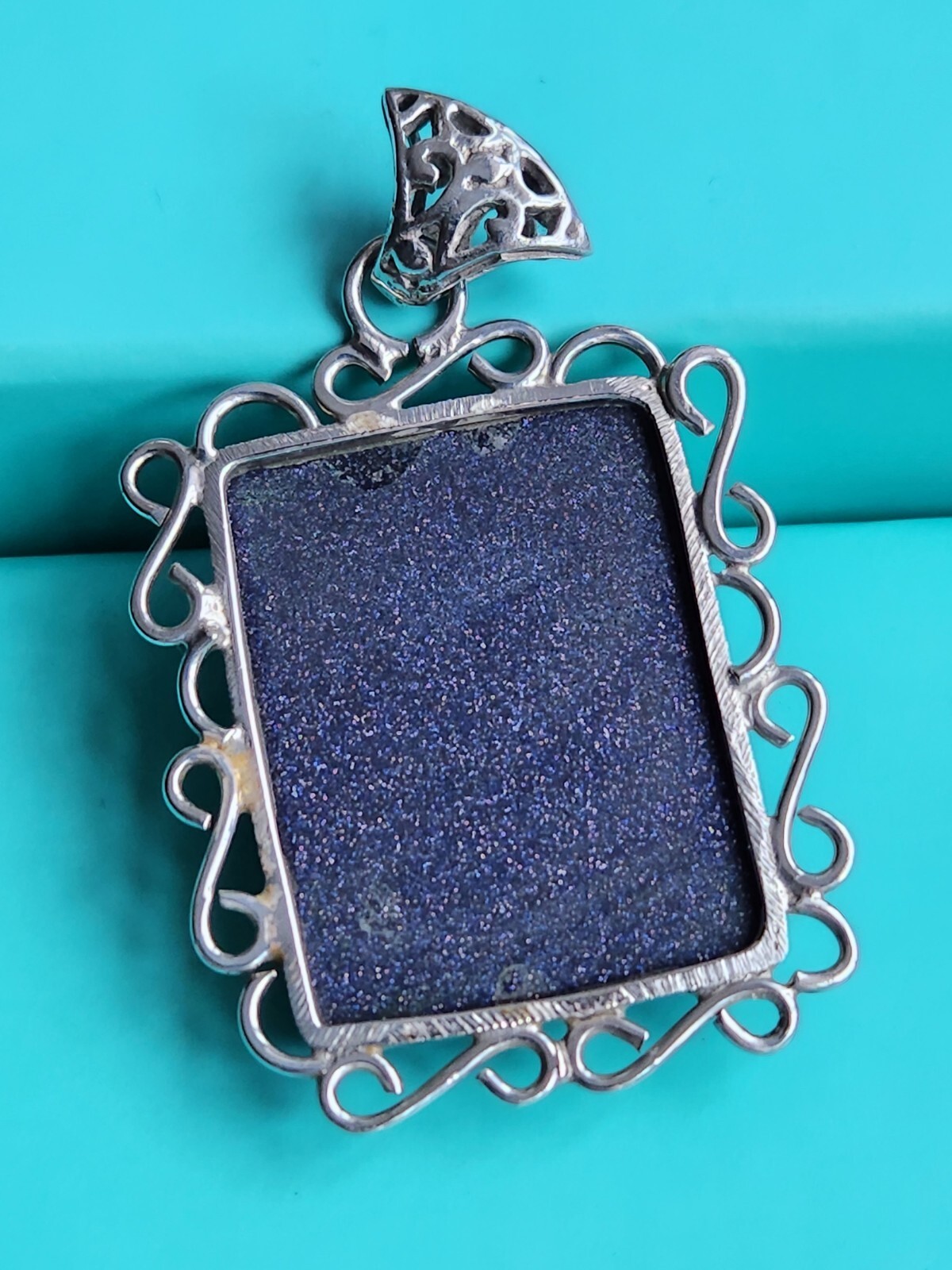 BLUE GOLDSTONE .925 STERLING SILVER PENDANT, 17 GRAMS