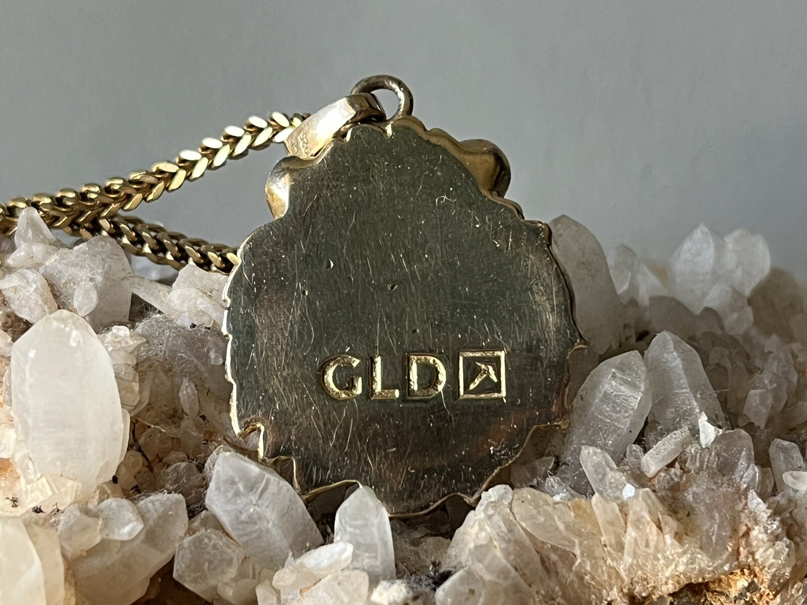 925 Plated GLD Lion Pendant And Chain