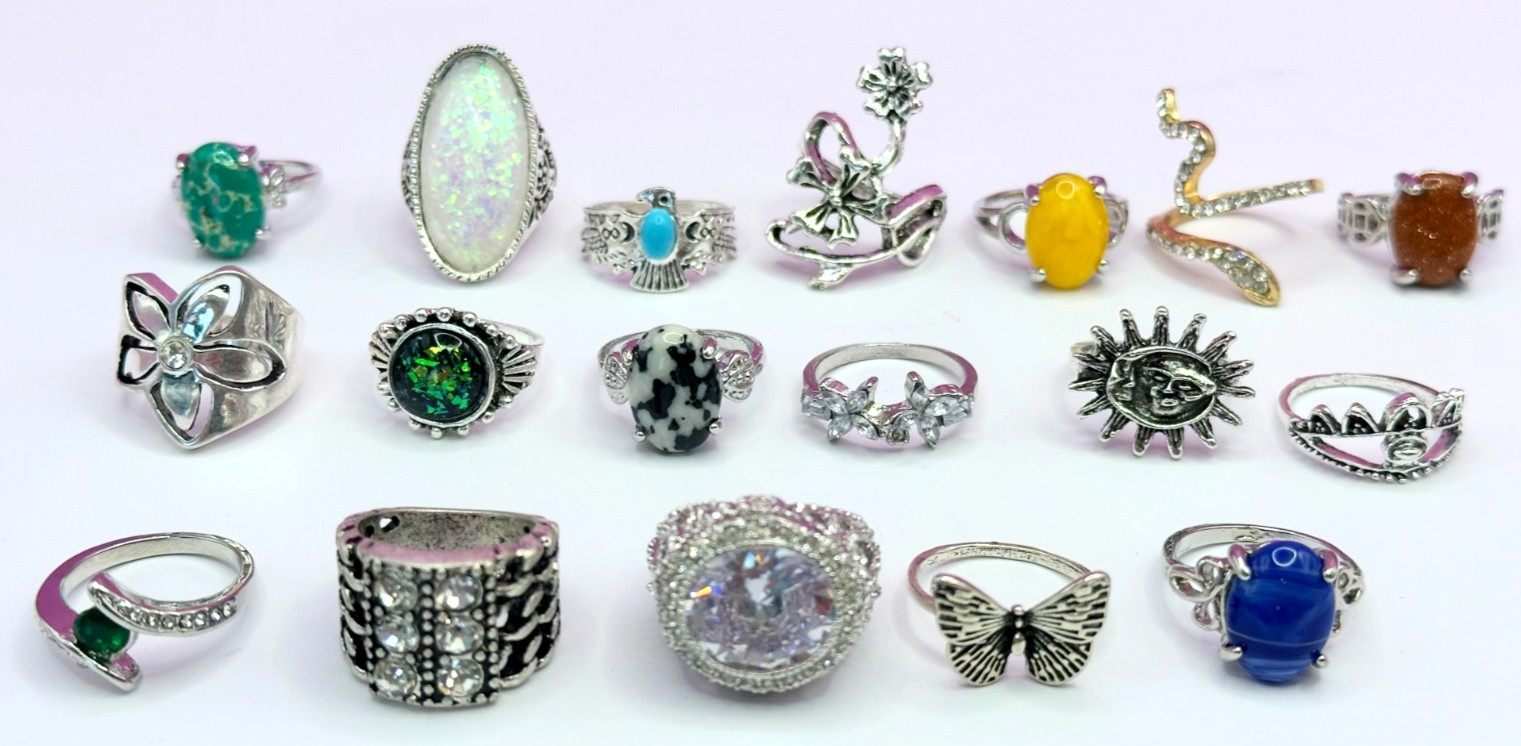Lot 18 Rings Sizes 5 to 5.5 Mix Designs & Materials Contemporary R-26