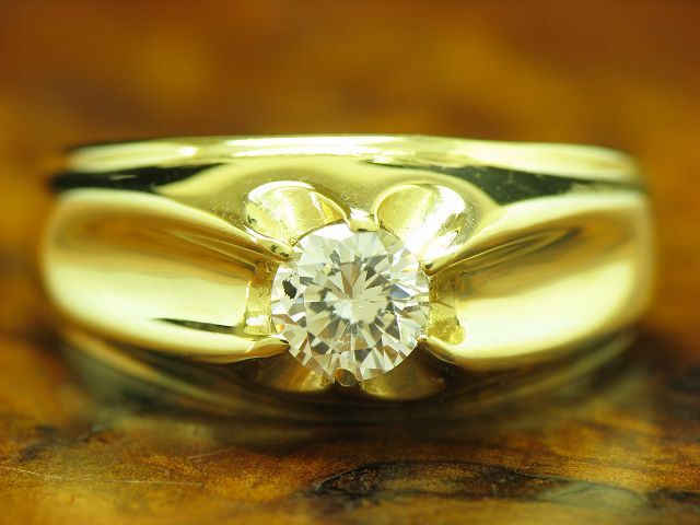 14Kt 585 Yellow Gold Ring With 0.85Ct Zirconia Solitaire Setting / 5.3G / RG 57