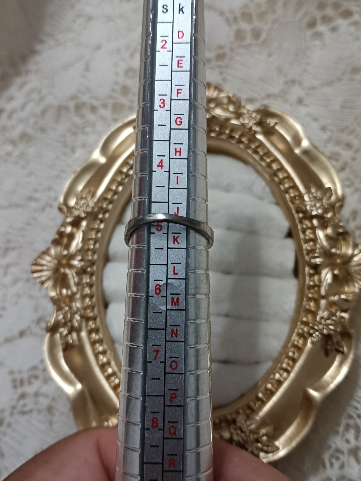 oldstock Silver Tone Band Ring Oval Green Cabochon Bezel Set, Size 5 1 Gemstone