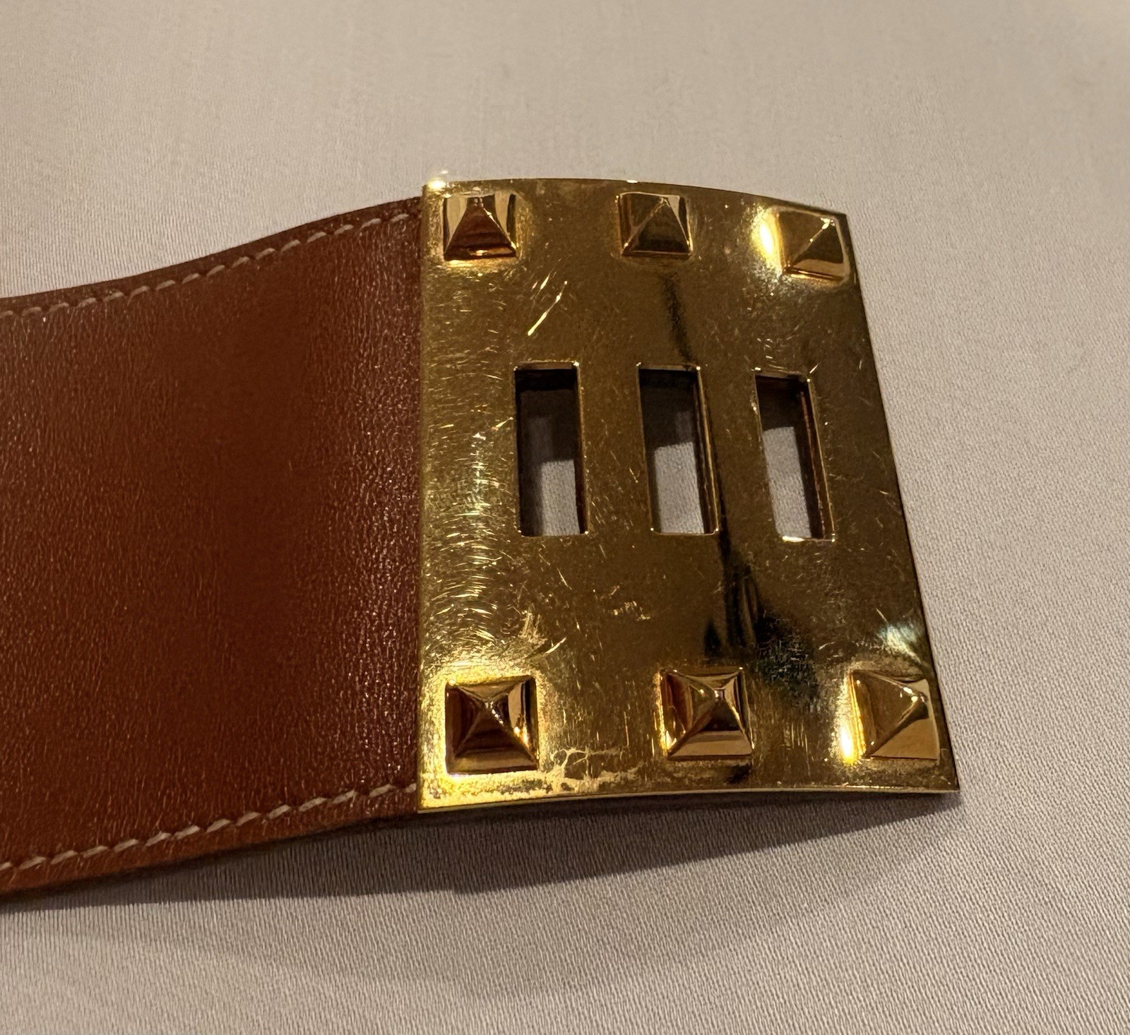 Hermès Cognac Leather Gold Plated Kelly Dog Extreme Bracelet Size S