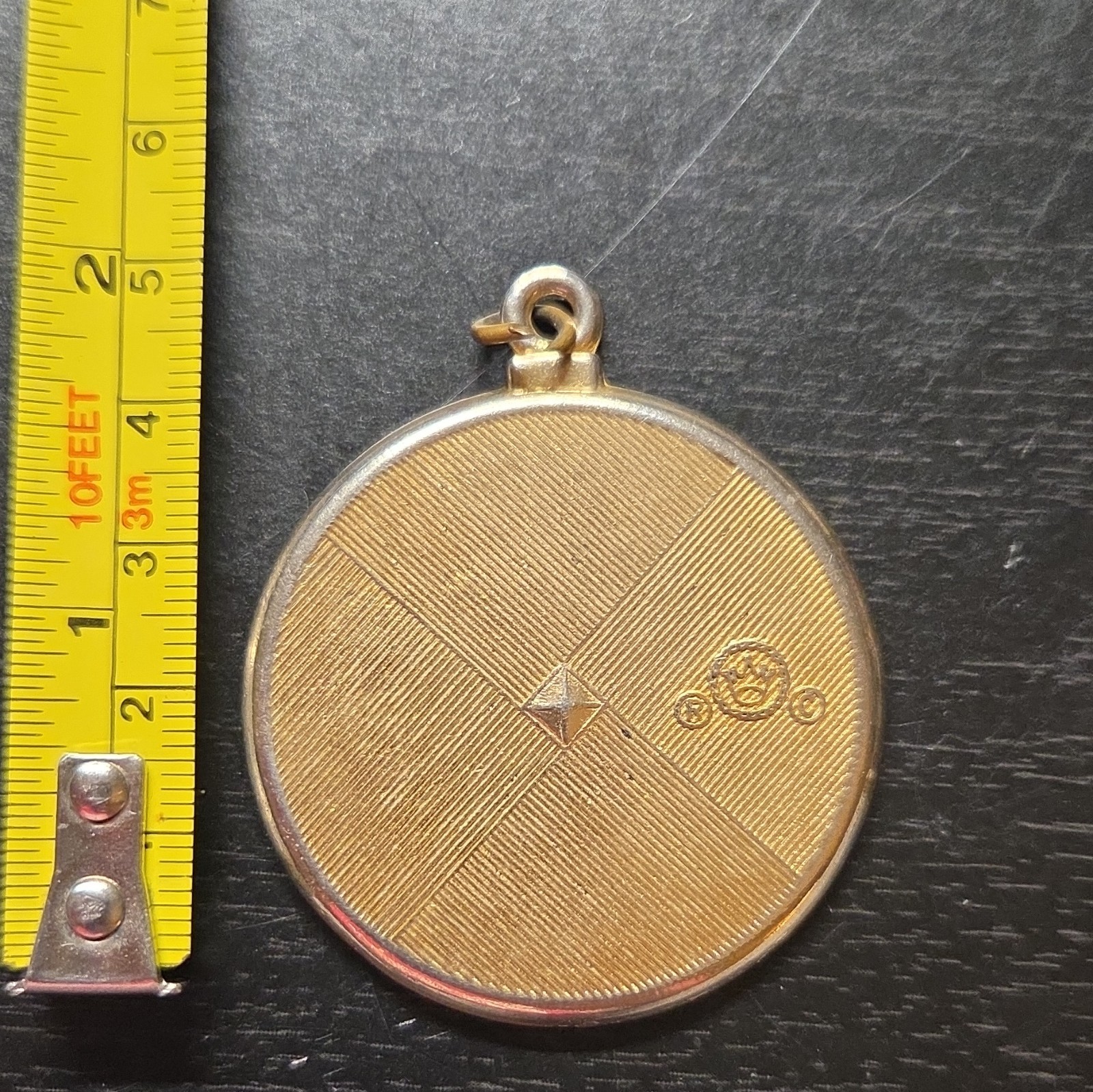 Bicentennial commemorative pendant. “Spirit of ’76” design. Dancing Figures