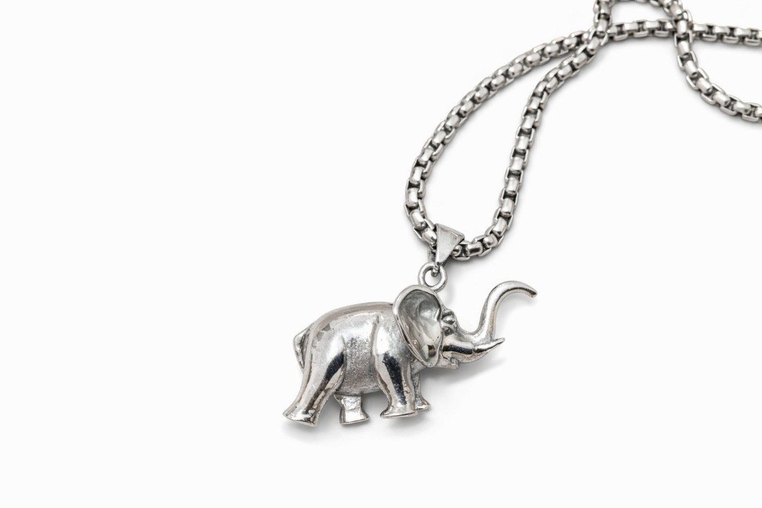 Men Stainless Steel 3D Solid Casting Elephant Style Pendant Necklace 24 inch