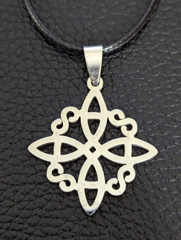 Irish Celtic Triquetra Trinity Knot Pendant Nylon Cord Necklace Alloy Steel Set
