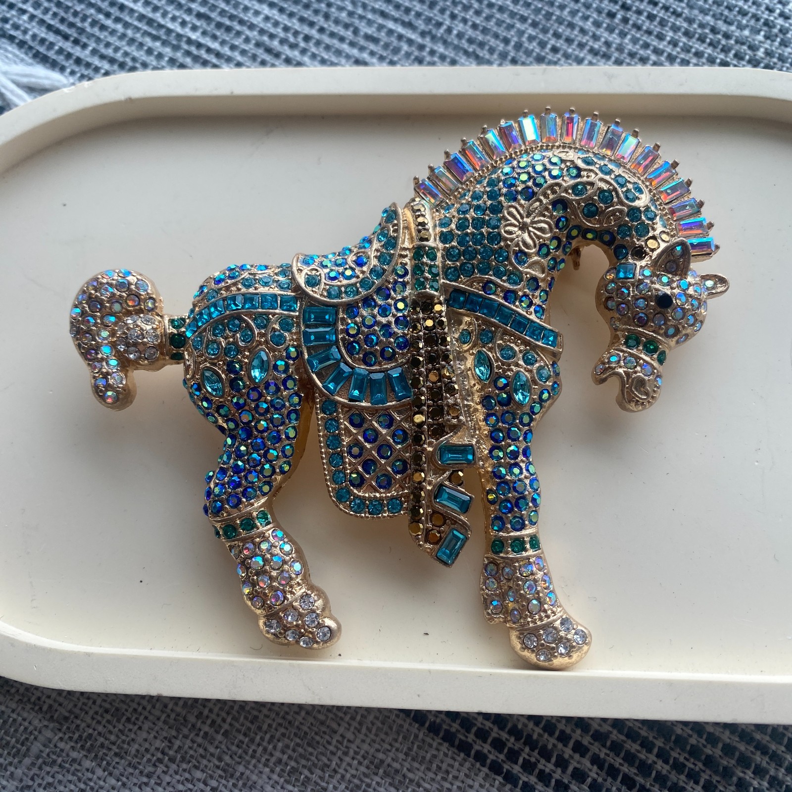 Vintage Heidi Daus Tang Tri-Color Horse Brooch Pin