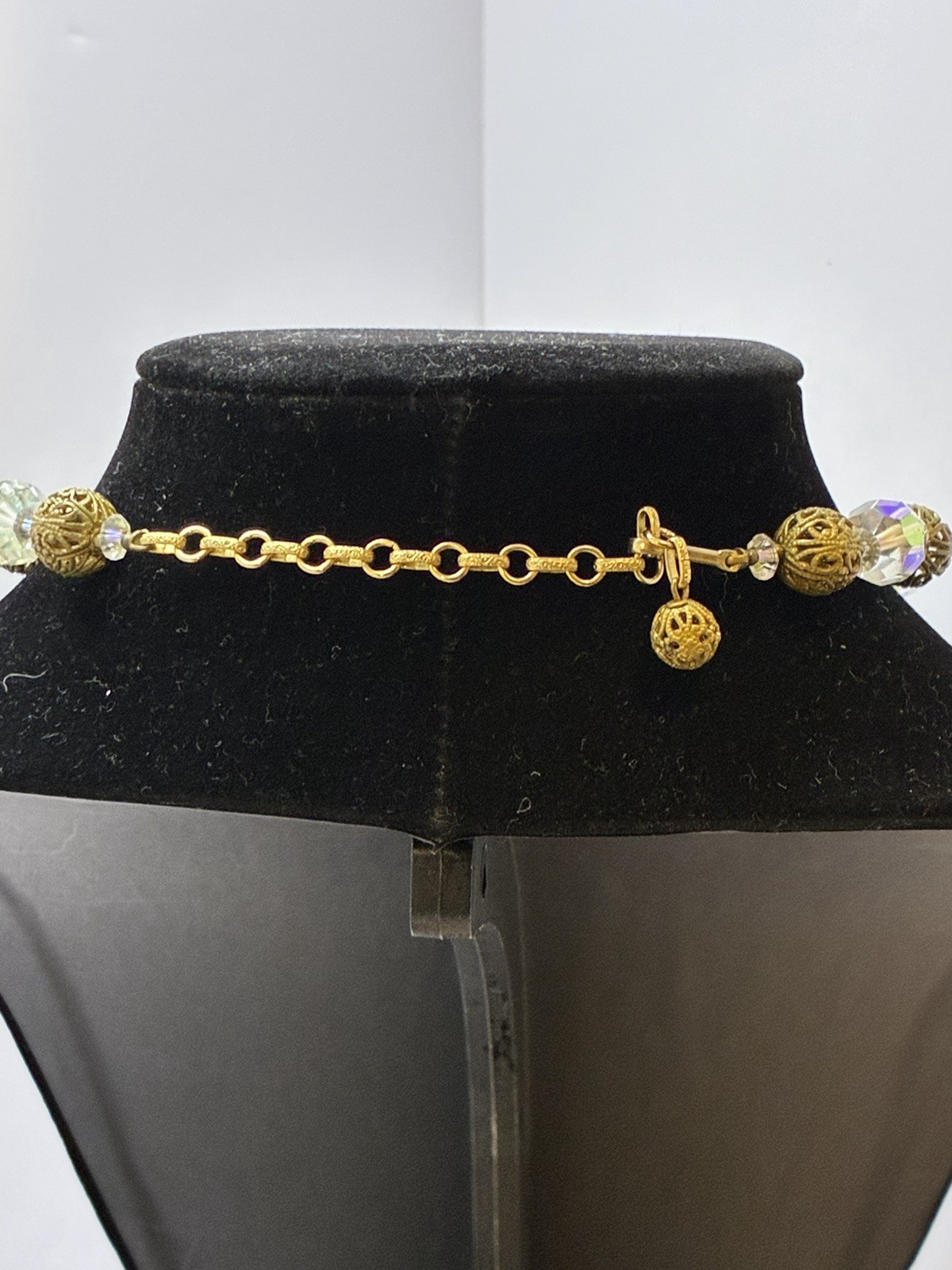 Vintage 16″ Aurora Borealis Crystal & Gold Filigree Choker & Bracelet Set