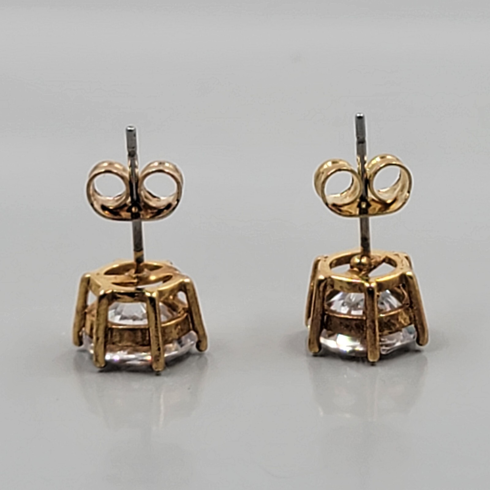 Cubic Zerconia Earrings Studs Gold Tone Solitaire
