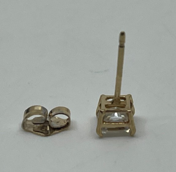 14K Gold Princess Cut CZ Solitaire Stud Earring Single Replacement 14K Post