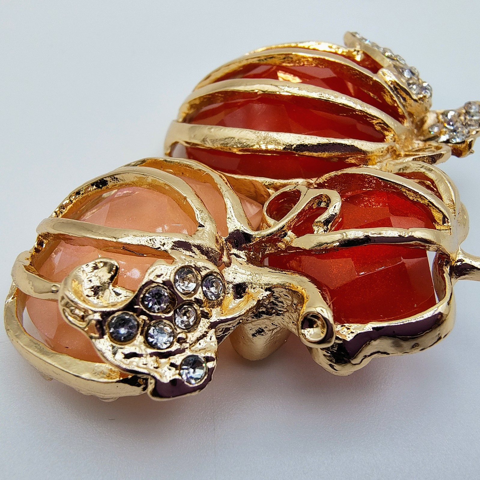 Triple Pumpkin Fall Harvest Brooch Pin Halloween Gold Tone Rhinestone Spooky