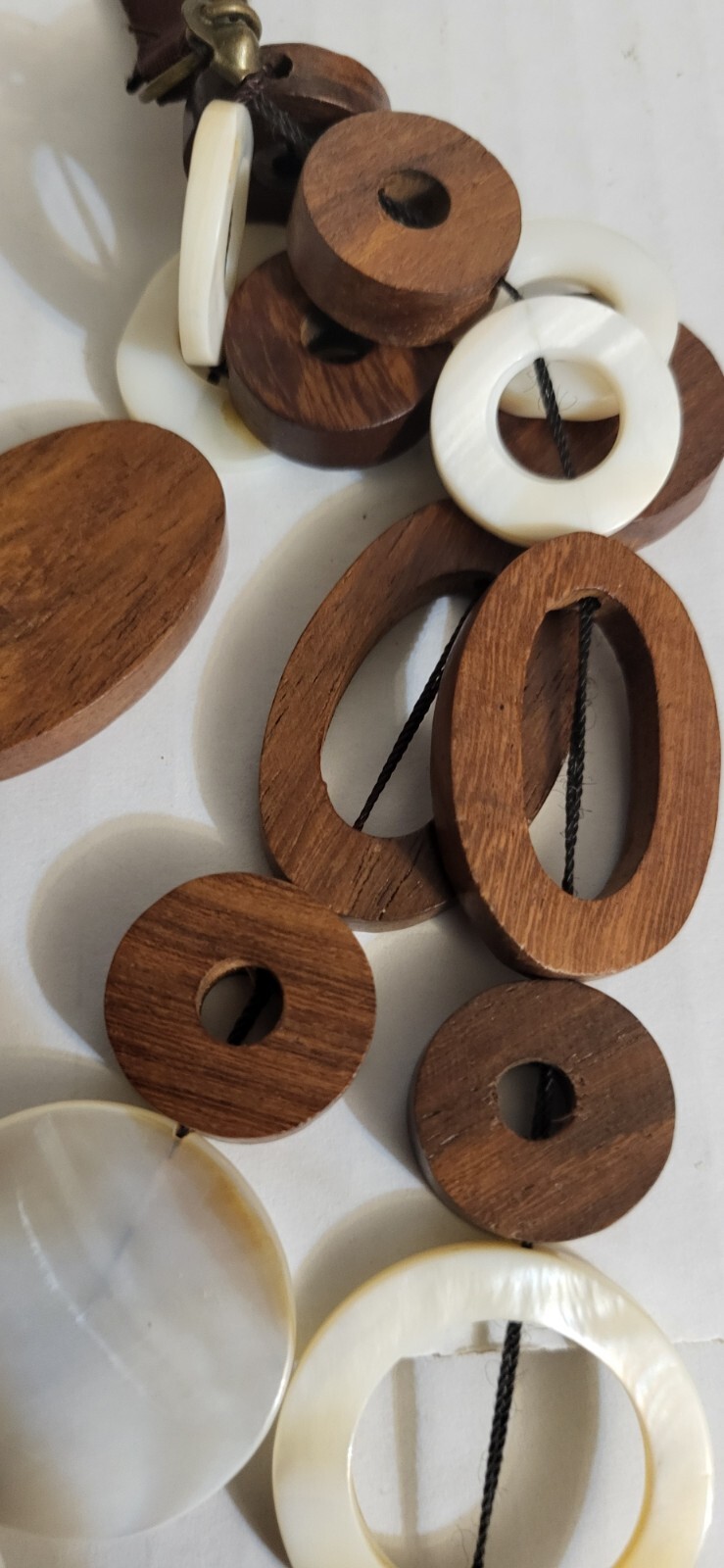 Layered Wooden & MOP Round CIRCLE BROWN /CREAM Necklace