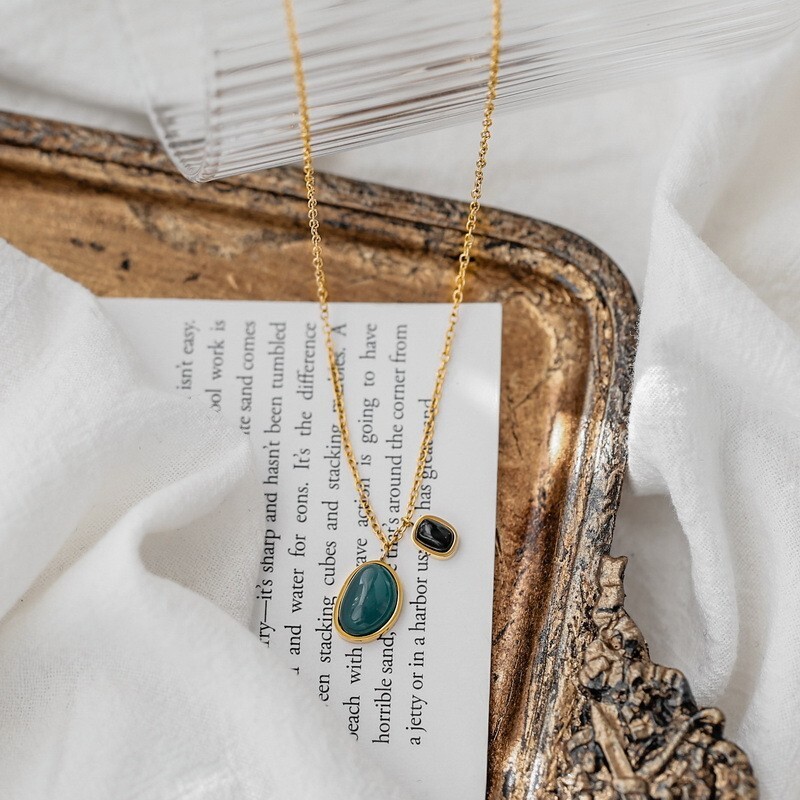 18KGP Green & Black Agate Double Pendant Necklace & Earrings Set
