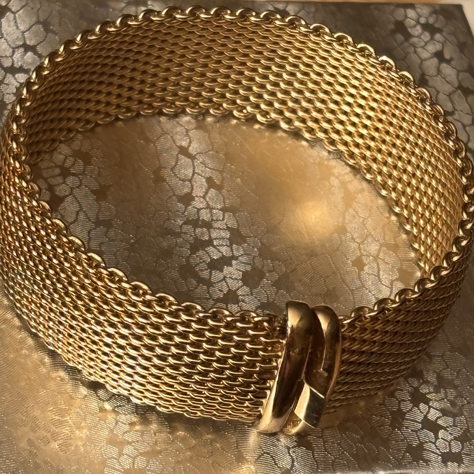 Woven Mesh Bracelet 14K Gold Electroplate ESPO Signed 7.5″ long; 0.75” wide 44g