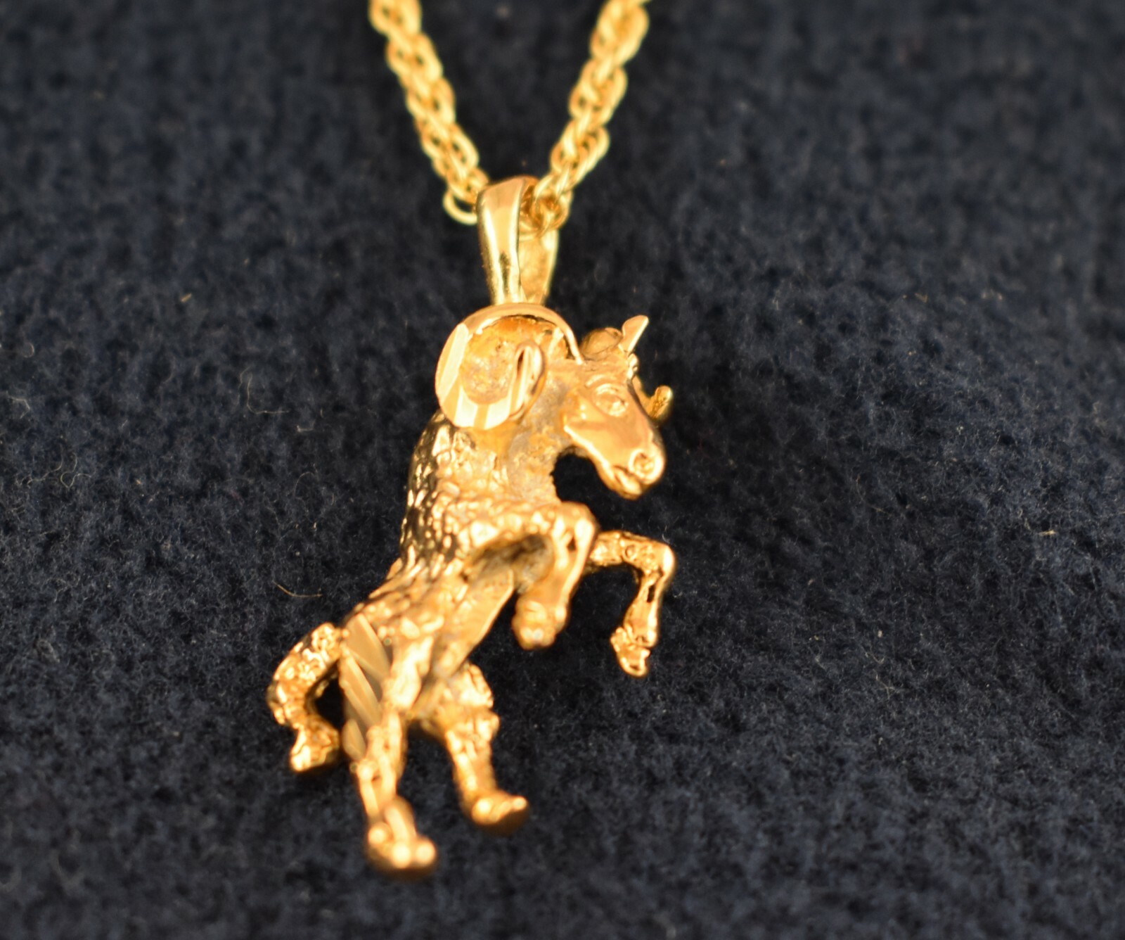 14 KT GOLD PLATED 3D ZODIAC ARIES CHARM & 14KT GOLD PLATED 16″-30′ ROPE CHAIN