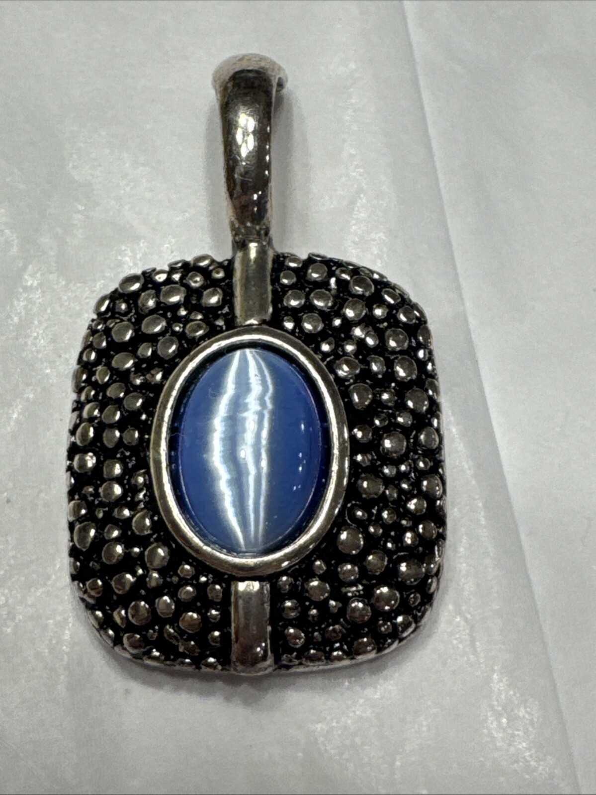 Vintage Premier Designs Silver Tone Blue Cats Eye Pendant Jewelry Signed