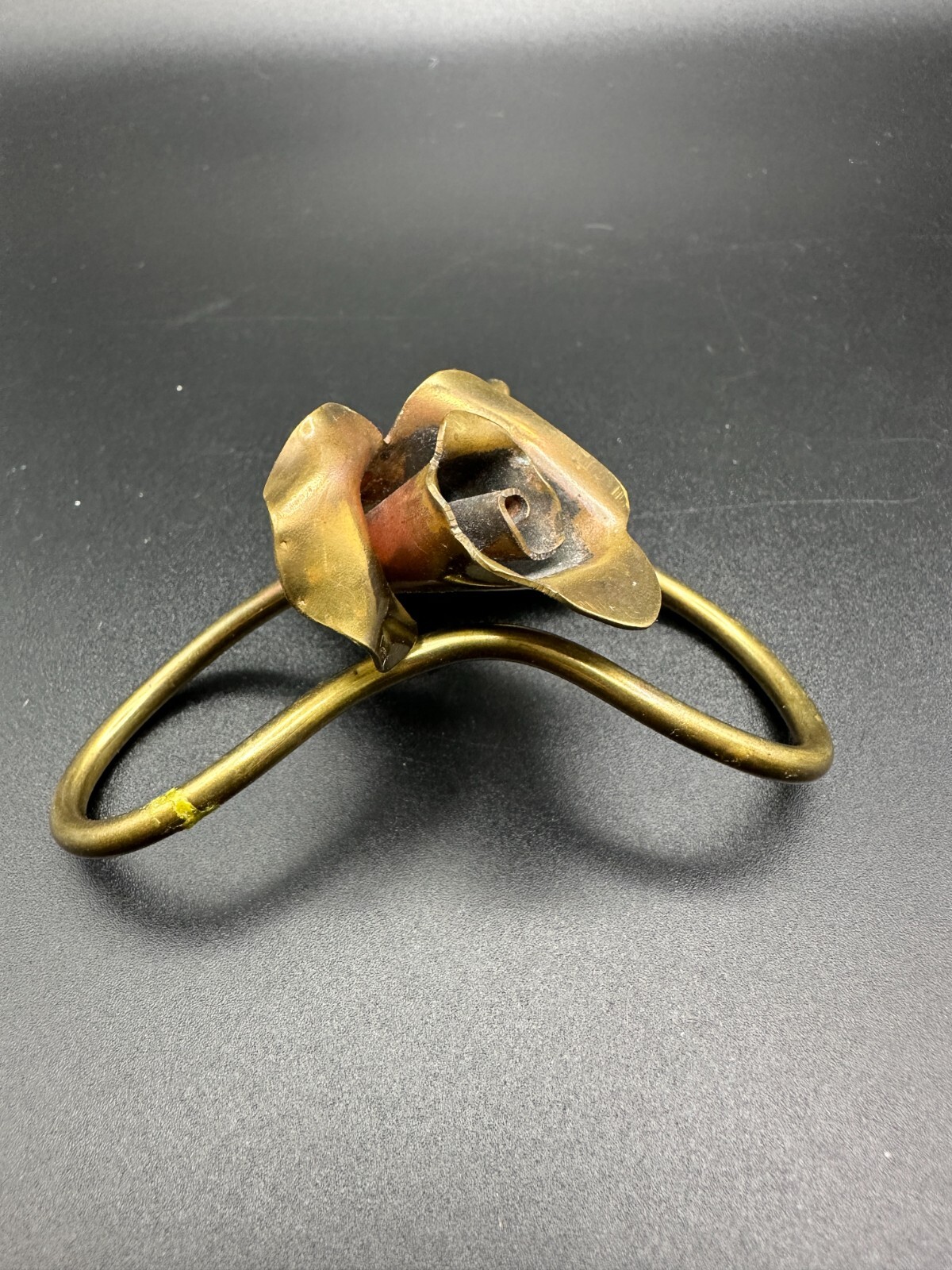 Vintage Brasstone Metal Double Roses Scarf clip?? not sure