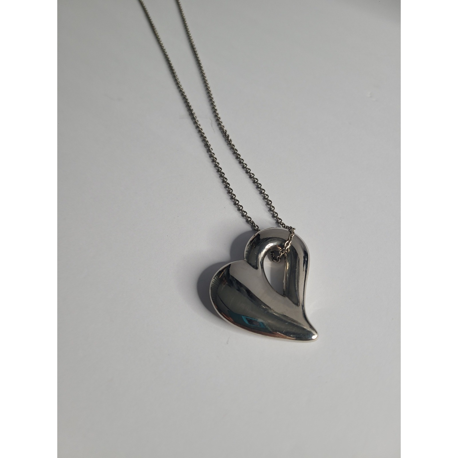 Silver Tone Open Heart Pendant Necklace Polished Sculptural Minimalist Jewelry