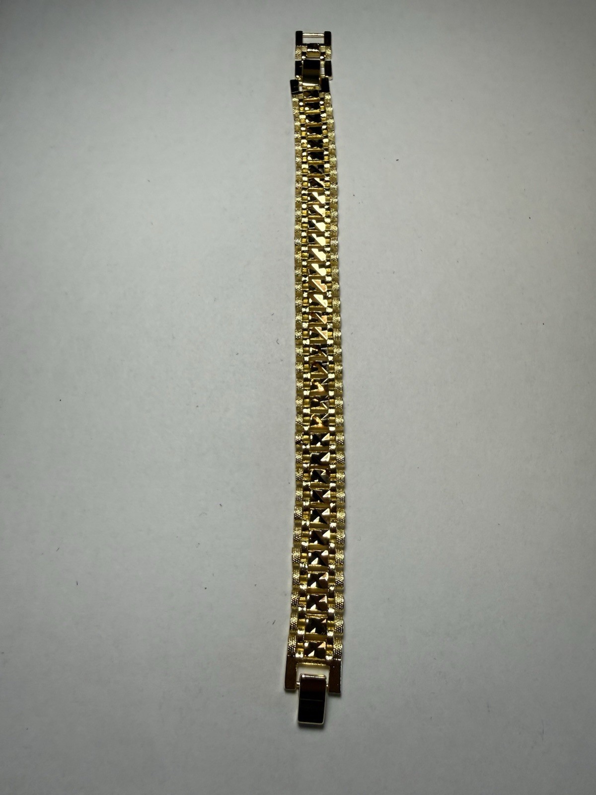 Gold filled Rollie Link Chain Bracelet Box Clasp No Stone Less Than 8 in