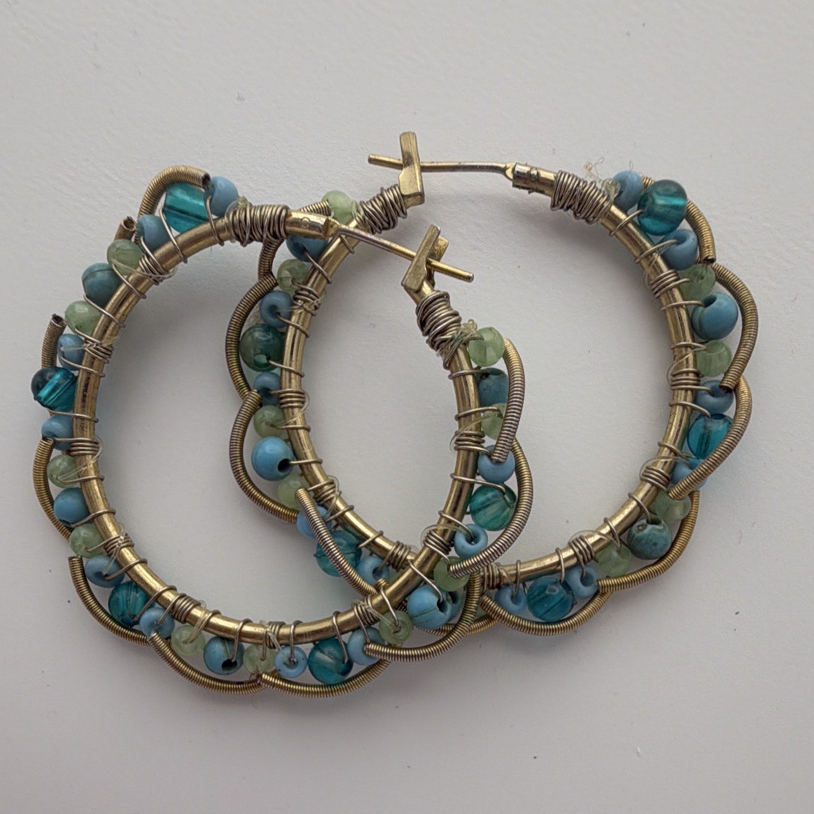 Gold Tone Wire Wrapped Beaded Hoop Earrings Round Blue Green Hoop Wire Closure