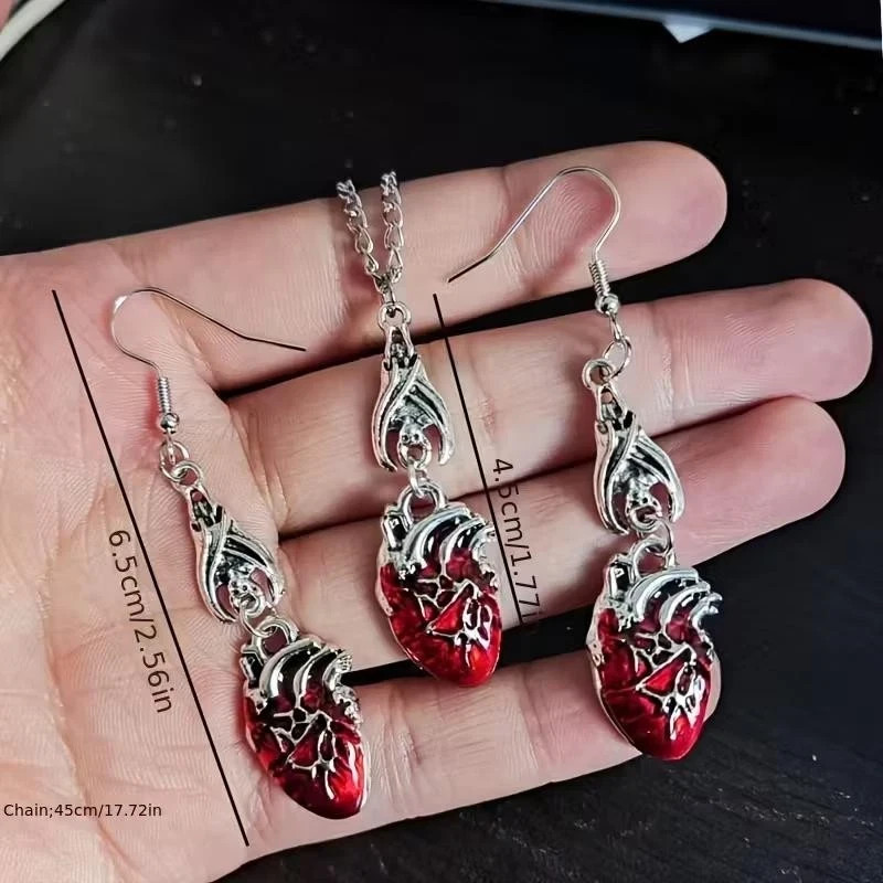 Gothic Vampire Bat Bloody Heart Pendant Necklace Pagan Witch Halloween Jewelry