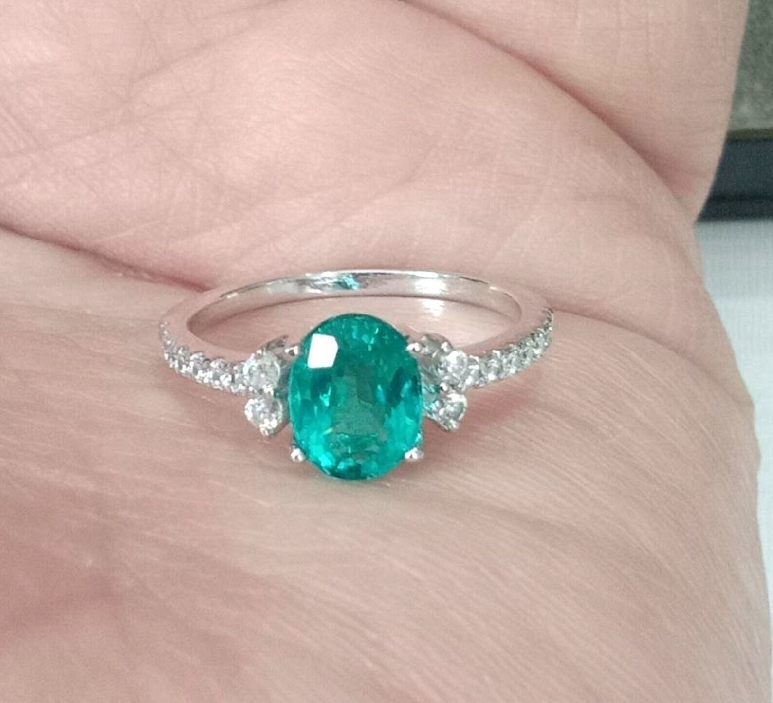 Lab-Created BLUE PARAIBA TOURMALINE HANDMADE OVAL CUT SIDE ZIRCON RING SIZE 7