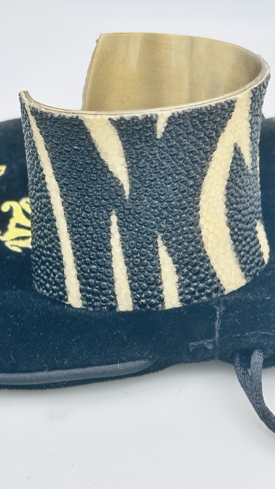 Rustic Cuff Wide Zebra Stripe Shagreen Style Cuff Black Ivory Goldtone