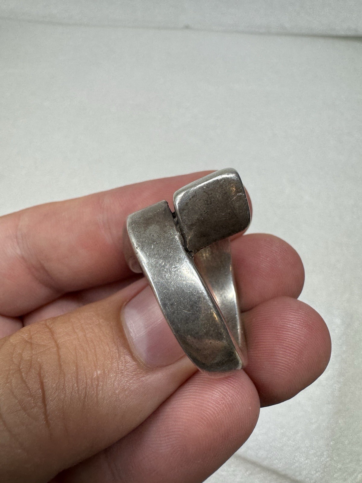 Heavy Silver Uno De 50 Designer Brutalist Bypass Statement Ring Size 8